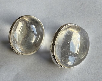 Vintage zilverkleurige Frederic Jean Duclos clipoorbellen met ovale cabochon A021