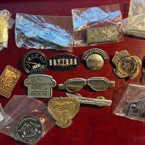 18 Vintage Harley Davidson Pin Lot Owners Group HOG 2000s 2010s Daytona Beach