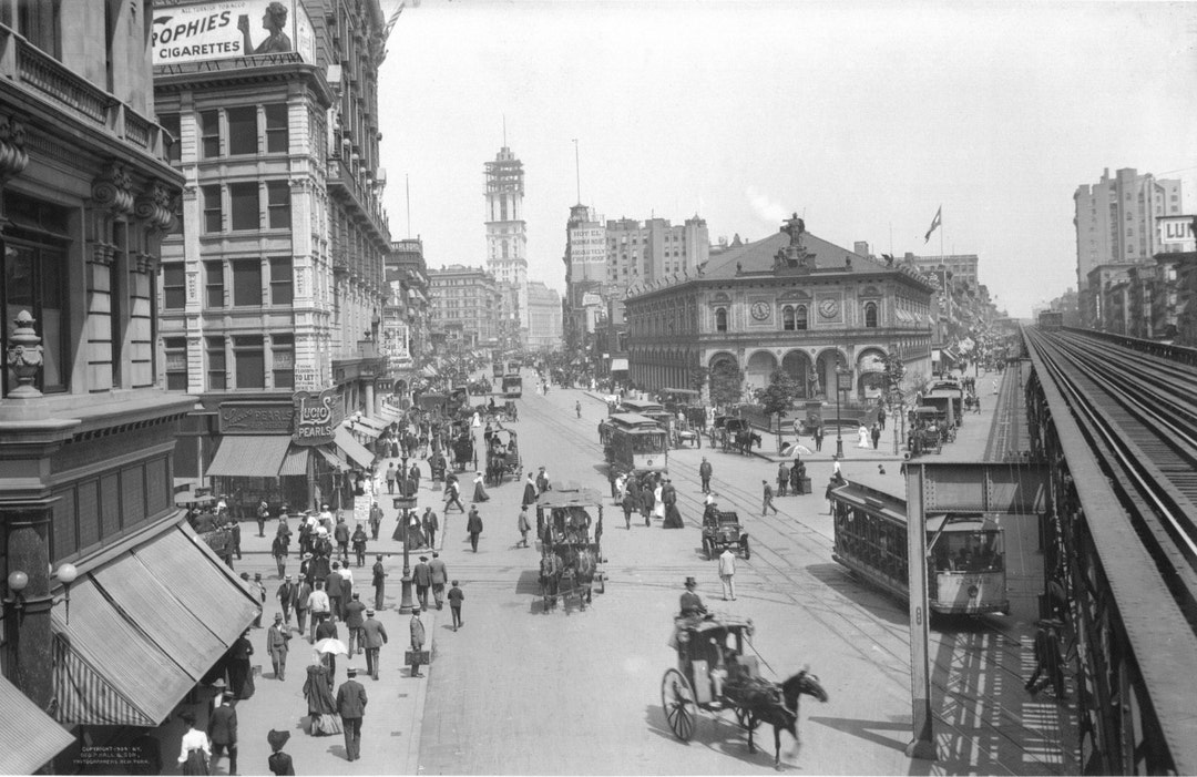 MANHATTAN NYC - Herald Square in 1904 - Photo Art Print