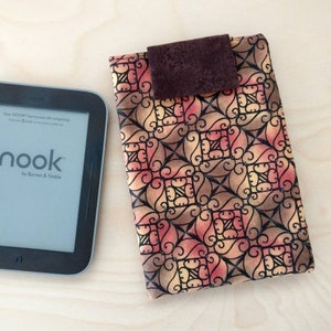 eReader Sleeve - tablet case - Nook Color case - Kindle Fire sleeve - Kindle Keyboard case - book lover gift - medium case - tuscan scroll