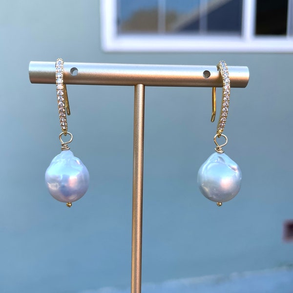 White South Sea Pearl Earrings