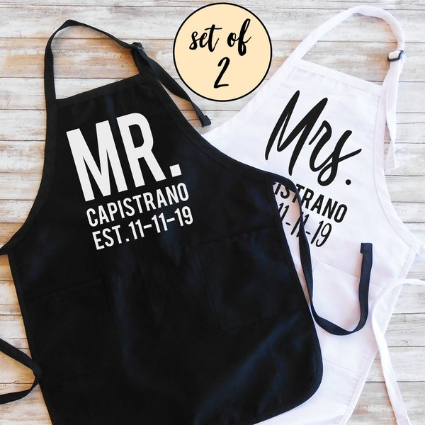 MR. & MRS. PERSONALIZED Aprons, Bride and Groom Gift, Mr. and Mrs Wedding Cooking Gift, Custom Bridal Gift, Engagement Gift Aprons