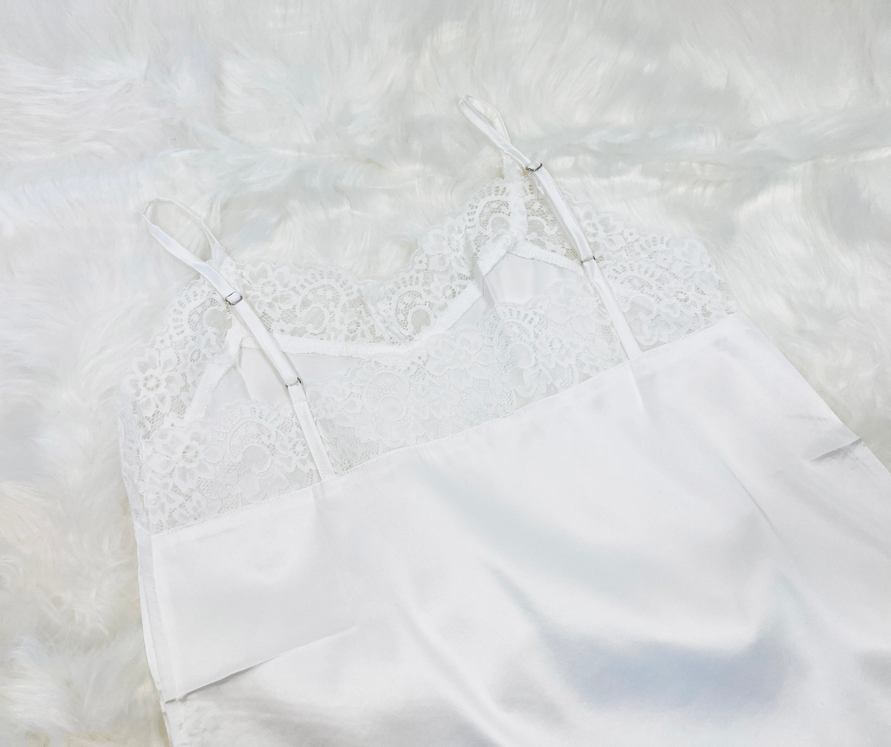 Personalised Lace Bridal Outfit, Lace Bride Pajamas, Bride Lacey Pjs, Honeymoon Outfit, Bride Gift, Mrs. Gift, Bridal Shower Gift Set, Bride Lingerie