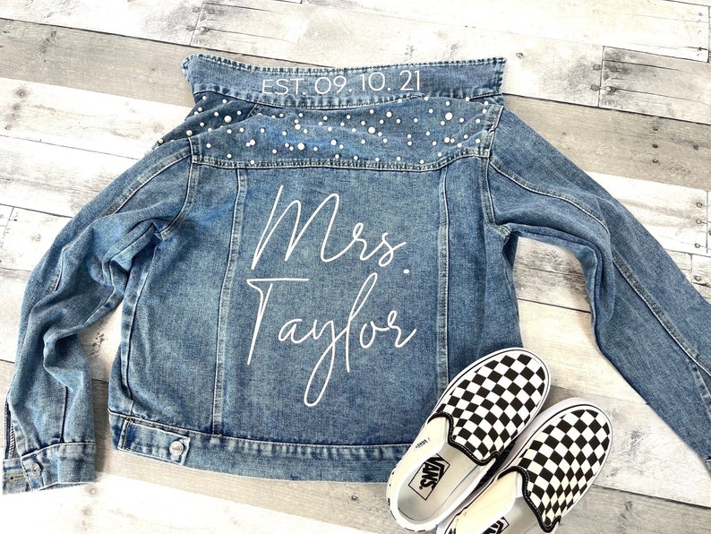 Mrs Pearl Jean Jacket, Bride Jean Jacket, Mrs Denim Jacket, Personalized Jean Jacket, Bride Jacket, Bridal gift, bridal jean jacket pearls image 1