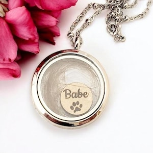 Personalized Pet Memorial Locket, Custom Fur Keepsake Necklace. Dog, cat, horse, rabbit 画像 1