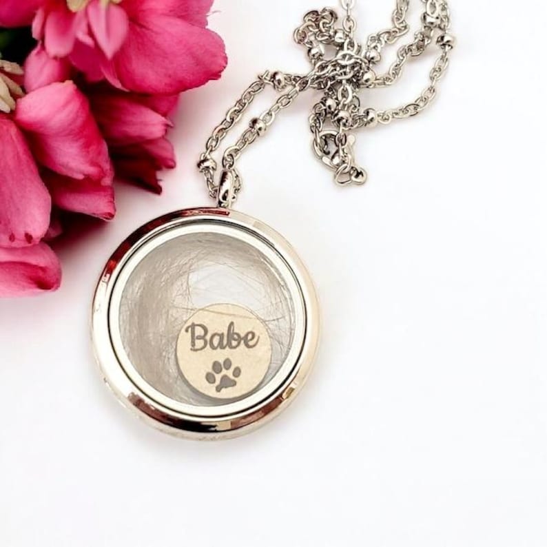 Personalized Pet Memorial Locket, Custom Fur Keepsake Necklace. Dog, cat, horse, rabbit 画像 1