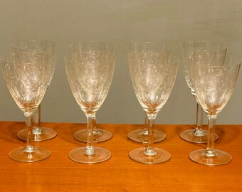 Wine Glasses Set Of 8 Elegant 10 Oz Etched Crystal Ornate Vine Design 1950s Vintage 1960s Elegant Water Goblets Mid-Century Retro