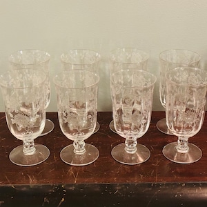 Juice Glasses Cordial Set Of 8 Art Deco Style Fostoria Willowmere Pattern 5 Oz Etched Crystal 4 3/4&quot; Circa 1950s Rose Floral Vintage