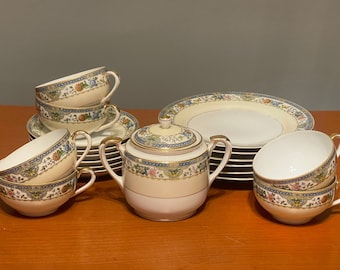 Set Of Noritake Porcelain 19 Pieces Antique 1910 Wildflowers Butterfly Pattern Teacups Saucers Plates Sugar Bowl Morimura Nippon Mark AS IS