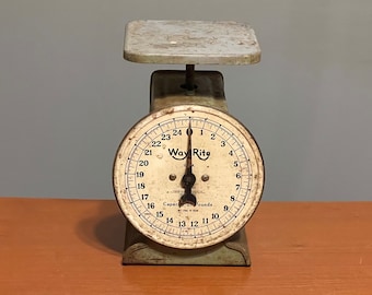 1930s Vintage 1940s Way Rite 25 Lbs Kitchen & Household Scale Hanson Scale Co Cream White Shabby Chippy Rusty Paint Retro Fonts