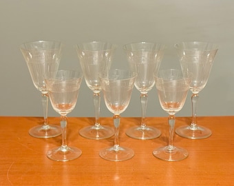 Wine & Sherry Glasses Set Of 7 Art Deco Etched Crystal Geometric Ribbed Motif Depression 1920s Vintage Elegant 4 Wine Water Goblets 3 Sherry