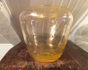 Large Vintage Pale Yellow Mid Century Modern Style 9 1/2" Tall Hand Blown Retro Art Glass Vase 9 1/2" Diameter