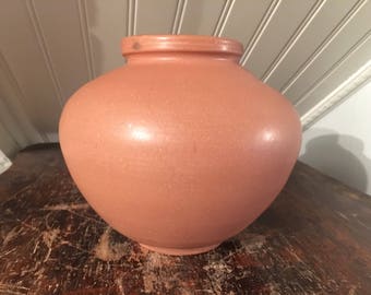 Rowe Pottery Works Art Pottery 6 1/2" Urn Vase Vintage Rétro Bob Timberlake Line Brown Rust Matte Glaze