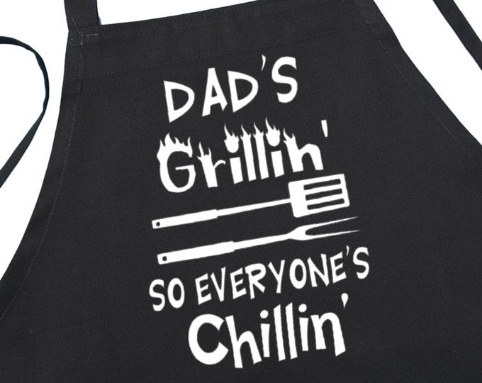 Dad's Grillin' Funny Grilling Aprons For Men, Fun BBQ Gift For Dad