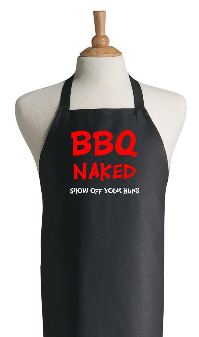 Naked Grillen Der große schwarze Schwanz ist weiß
