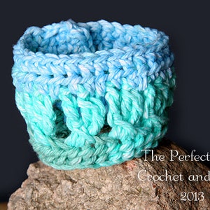 PDF Crochet Pattern File Criss-Cross Cuff Bracelet image 1