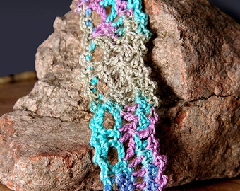 PDF PATTERN FILE - Lacy Fan Bracelet Crochet Pattern