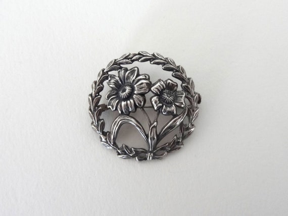 Sterling Silver Art Nouveau Flower Brooch