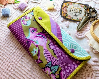 Chipper Travel Wallet: Handmade Portfolio