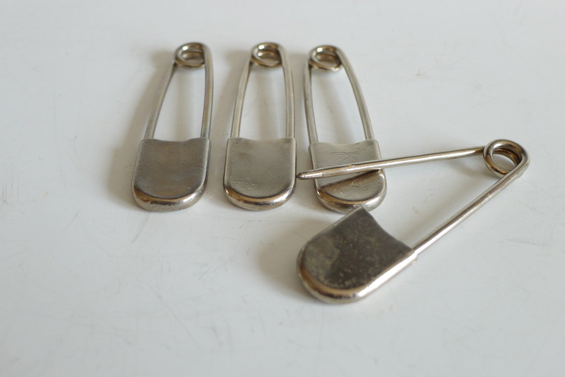 Antiguo industrial metal lavandería tipo pines conjunto de 4 | Etsy
