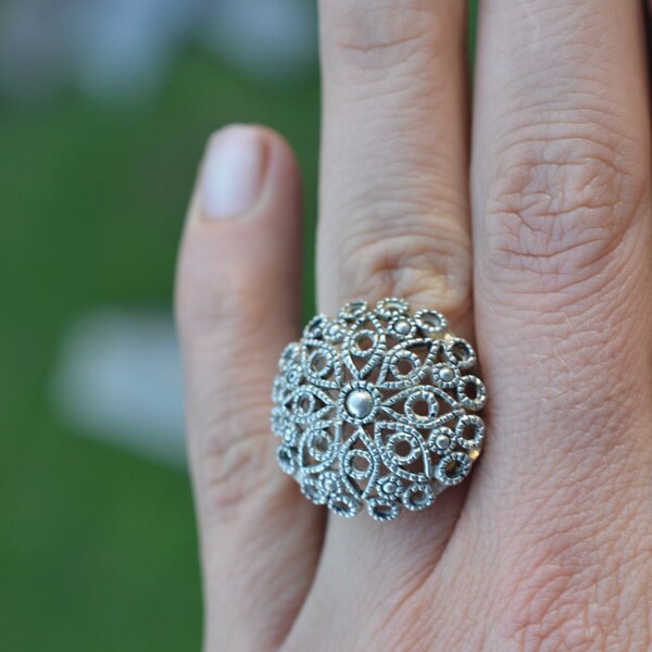 Vintage silver ring mid century filagree mandala large round patterned boho