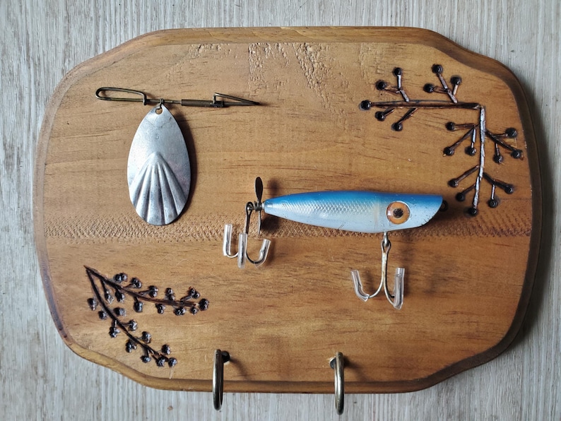 Retro Key Image Vintage Fishing Key Holder Plaque - Etsy