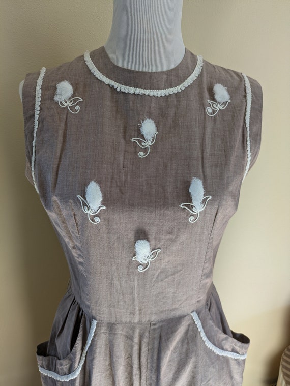 Vintage 1950s Cotton Summer Dress: Sleeveless Bei… - image 2