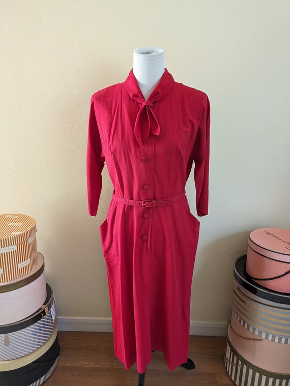 Vintage 1940s 1950s linen dress, pinkish red, belt