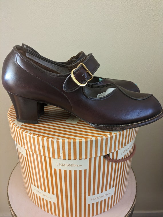 Vintage 1940s brown peep toe Mary Jane's, size 10… - image 4