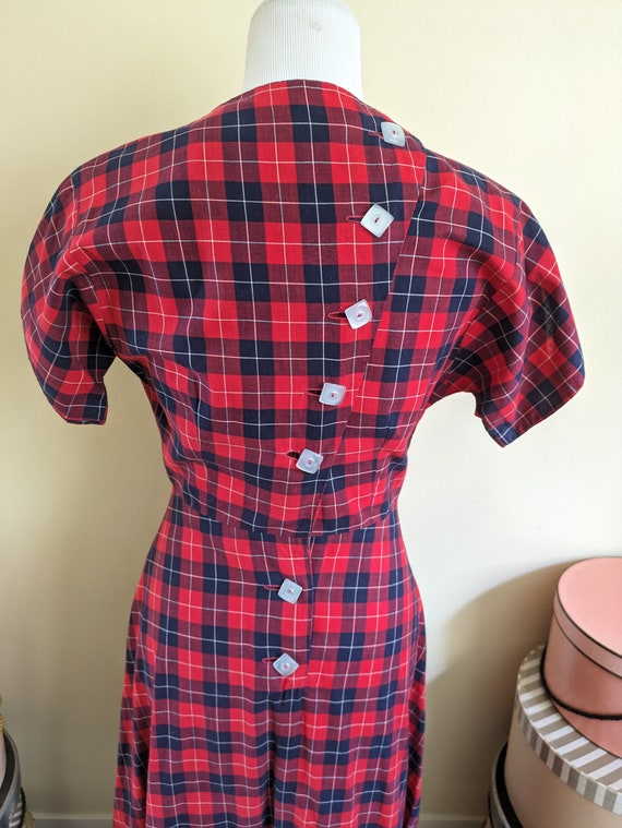 Vintage 50s cotton plaid dress, red, navy blue, 2… - image 5