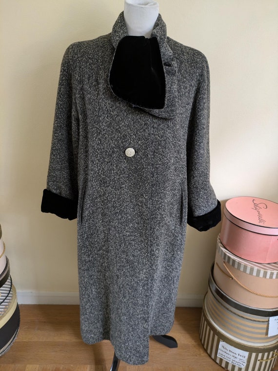 1950s Cream Wool Swing Coat with Extra Wide Cuffs