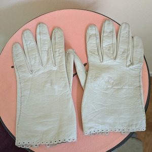Vintage 1940s Kid Leather Gloves - Aris - Size 7 - Distressed