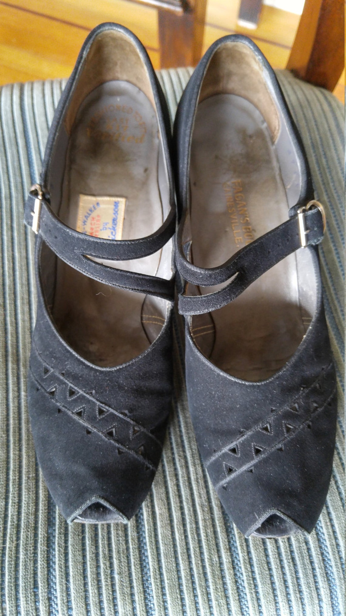 Vintage 1940s peep toe Mary Janes black suede size 8AA Etsy