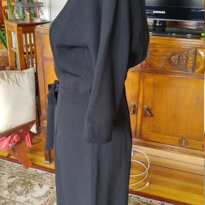 Vintage late 1950s early 1960s black rayon wiggle, cocktail dress, bow, Larry Aldrich, S to M image 2