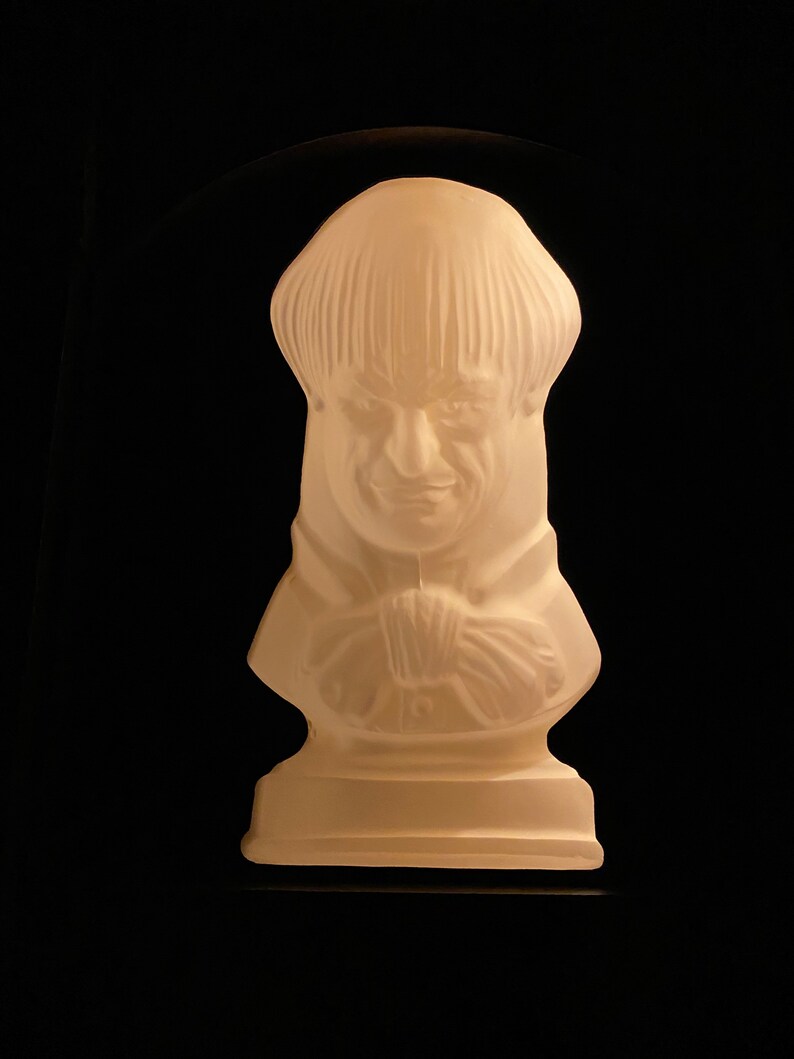 Disneyland Haunted Mansion Prop Following Bust Display Etsy