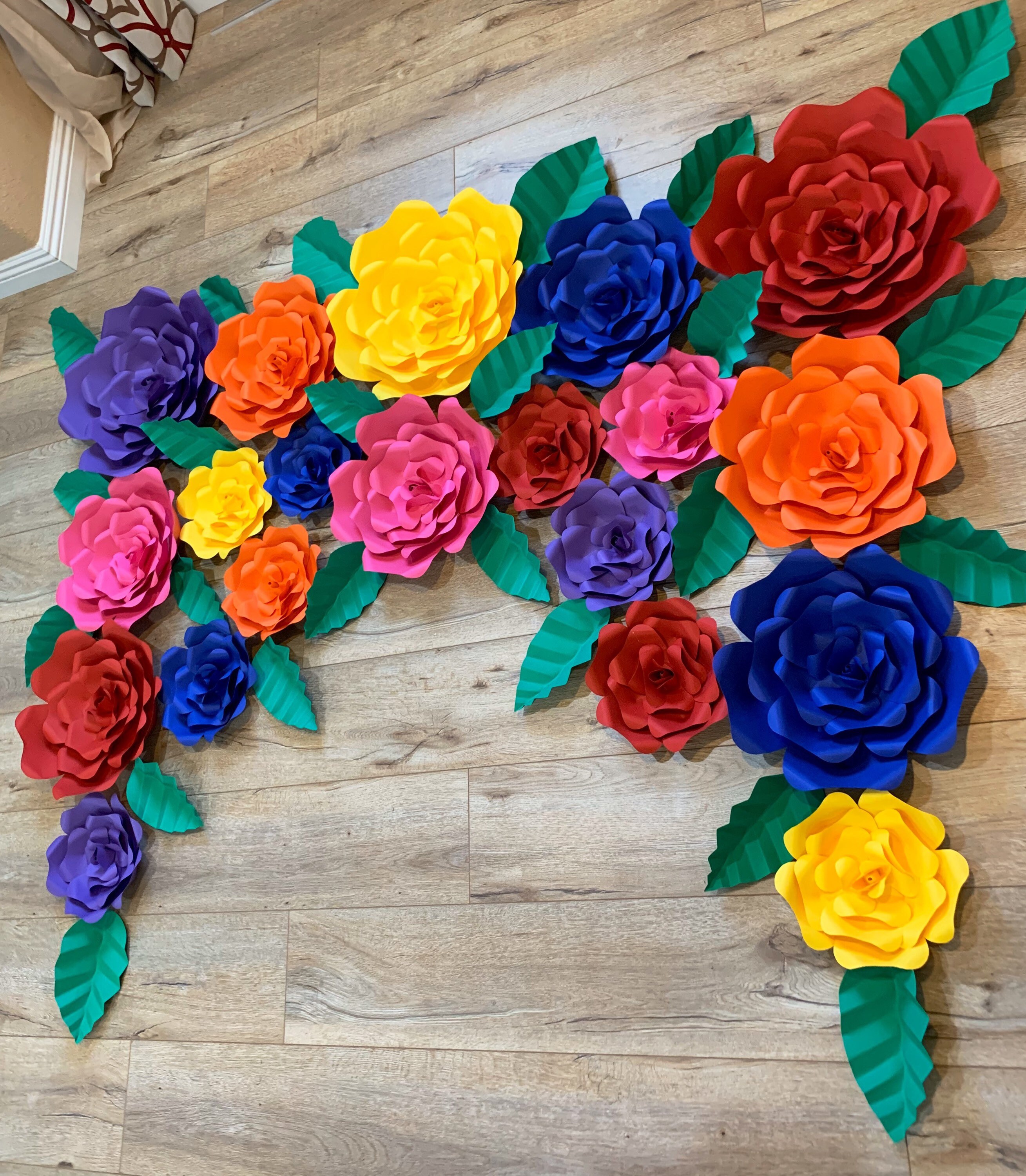 Fiesta Paper Flowers/mexican Decor/4.5ft Backdrop/14 Flowers/hawaiian/dia  De Los Muertos/frida/senorita/encanto/graduation/coco/ 