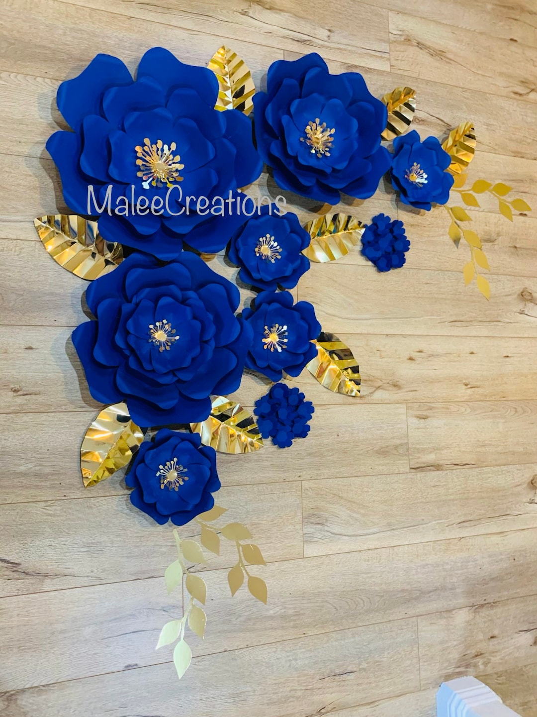 Blue and Gold Paper Flower Set. Royal Blue Flowerscolor Can Be Change