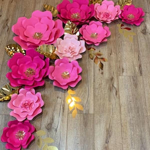 Pink and gold giant paper flowers,  set of 10 paper flowers, nursery wall décor, wedding backdrop, bridal shower, baby shower backdrop