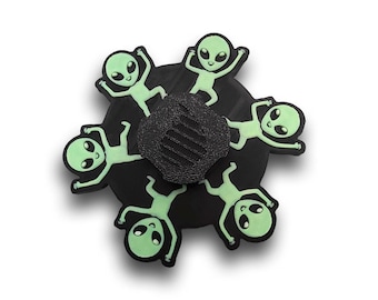 Dancing Alien Animated Zoetrope *Please Read Info Before Purchase/ Phone, Tablet or Handheld Spinner Viewer Required to View Animation*