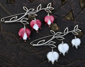 Brooch Bleeding Hearts, Dicentra, Fuchsia murano glass