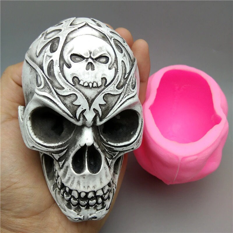 Handmade Soap Candle Making Tools Halloween Theme Mould LOVIVER 3D Skull Silicone Mold DIY Halloween Bloody Heart Silicone Mould Fondant Chocolate Pudding Jelly Cake Decorating Tool Handmade Mould 