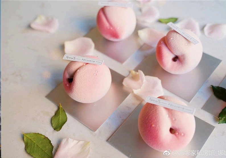 Peach Shaped cookies