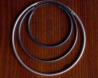 sterling silver hoops matte oxidized grey antigued finish distressed rustic medium sized 30mm 40mm 50mm diameter 1.5mm 14g wire thickness