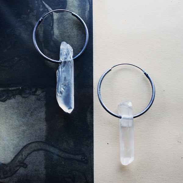 minimalistic rock crystal quartz hoop earrings raw rustic oxidized black simple graphic jewelry healing crystal