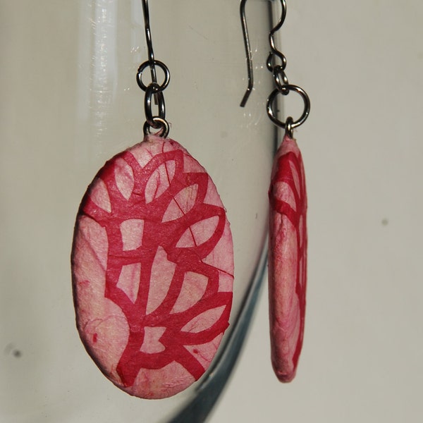 Pink Hanji Paper Earrings Dangle Simple Flower Design Hot Pink Fuchsia Rose Earrings Hypoallergenic Lightweight Paper Jewelry