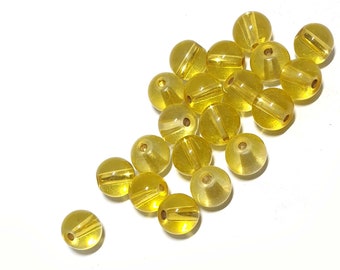 8x 4mm, 19x 6mm Pretty 8mm clear green yellow round glass beads, Pretty Green czech glass beads mix x20 beads
