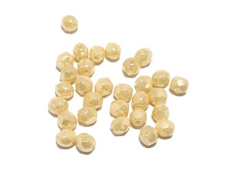 Oval, x30 beads Pretty Cream Czech Glass 4x5mm Oval Faceted Beads