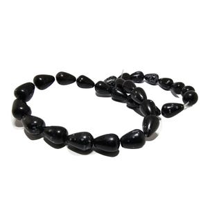 Lovely 14x20mm Black Agate Beads, Black Agate Teardrop semi-precious Beads, Centre Drill, 14mm Black Beads (0.90mm hole) x28 Agate beads