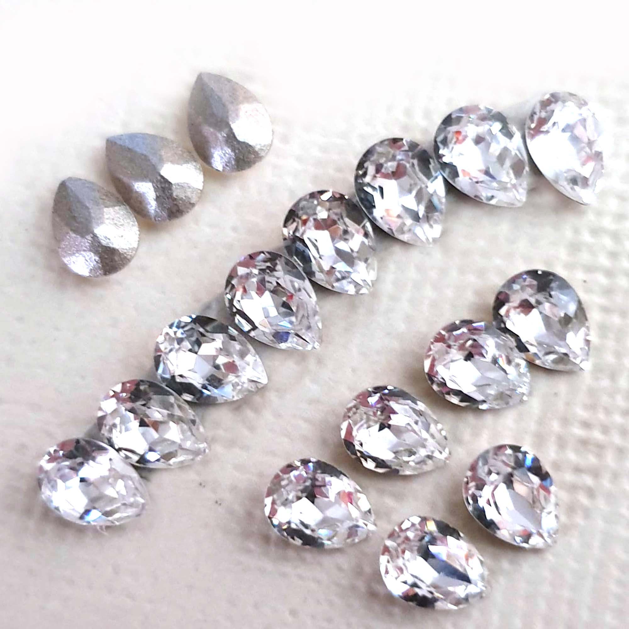 Stunning 6x4mm Clear Teardrop Swarovski Crystal, Fancy Pear Swarovski, silver foil pointy back teardrop (Code 4320) x4 or x10 crystals