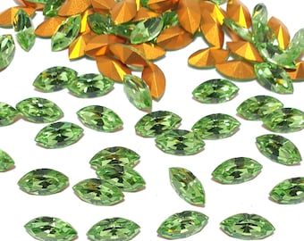 Magnifique marquise en cristal Swarovski vert péridot de 10 x 5 mm, nouveaux cristaux vintage de navette à dos pointu, feuille d'or (Code 4228) x 144 cristaux